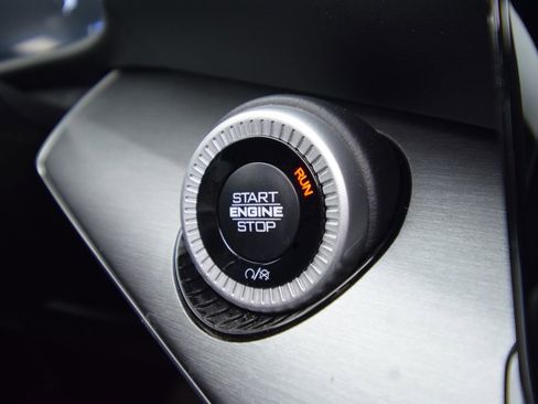 New 2026 Jeep Grand Wagoneer L Limited image 27