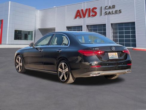 Used 2025 Mercedes-Benz C 300 4MATIC Sedan image 9