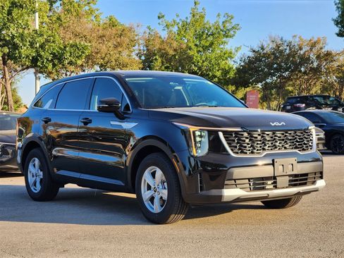 New 2026 Kia Sorento LX image 3