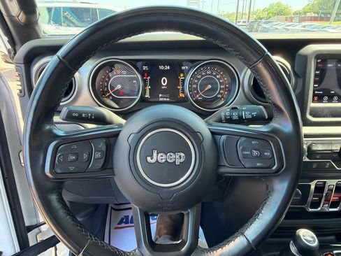 Used 2021 Jeep Wrangler Unlimited Sport AWD/4WD image 15