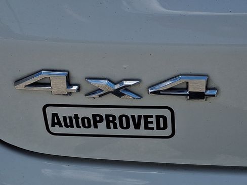 Used 2020 Jeep Compass Latitude w/ Cold Weather Group AWD/4WD image 31
