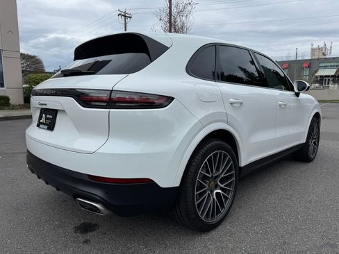 Used 2019 Porsche Cayenne image 9