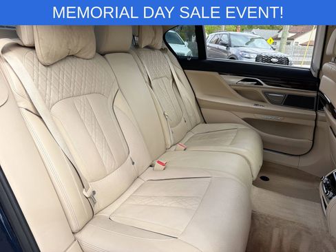 Used 2016 BMW 750i xDrive AWD/4WD image 27