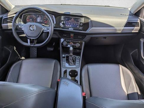 Used 2019 Volkswagen Jetta SE FWD image 14