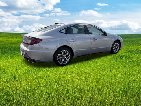 Used 2023 Hyundai Sonata SEL w/ Cargo Package image 5