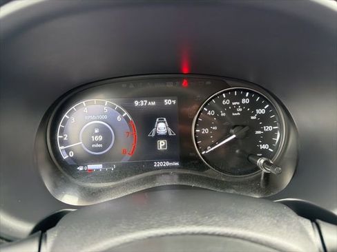 Used 2021 Nissan Kicks SR w/ SR Premium Package image 22