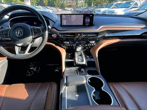 Used 2023 Acura MDX SH-AWD w/ Technology Package image 14
