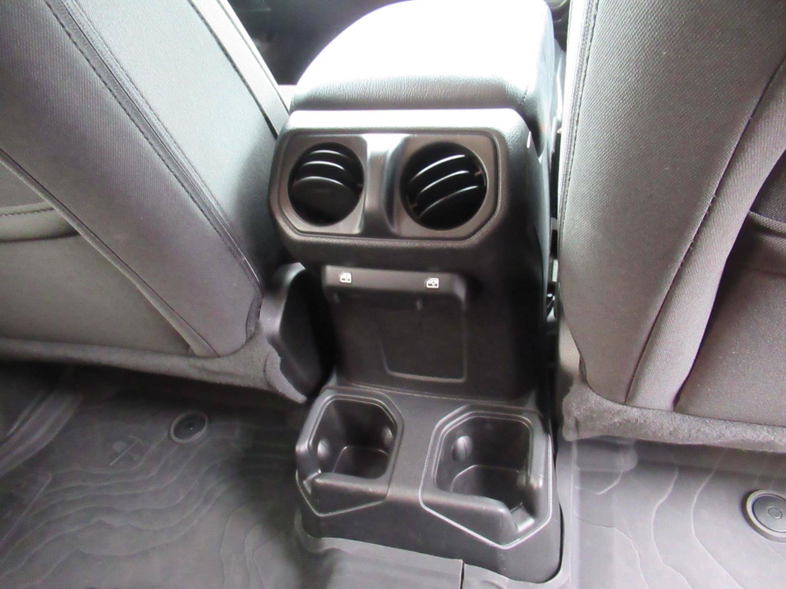 Used 2022 Jeep Wrangler Unlimited Sport AWD/4WD image 31
