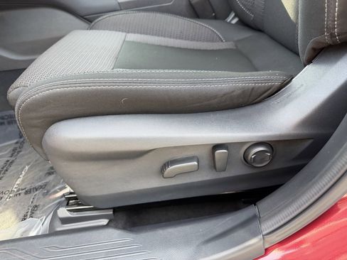 Used 2025 Subaru Outback Premium image 14