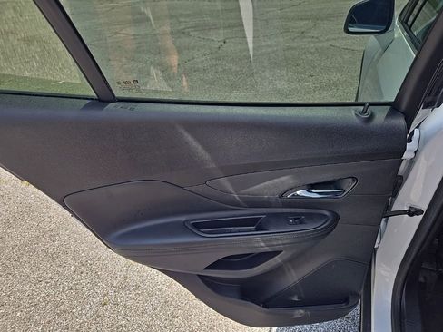 Used 2020 Buick Encore Preferred w/ Safety Package FWD image 18