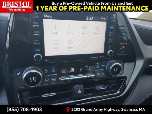 Used 2022 Toyota Highlander XLE AWD/4WD image 27