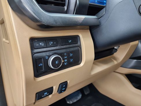 Used 2024 Ford F350 Lariat w/ Lariat Ultimate Package image 45