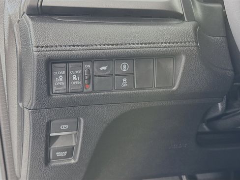 Certified 2023 Honda Odyssey EX-L image 10