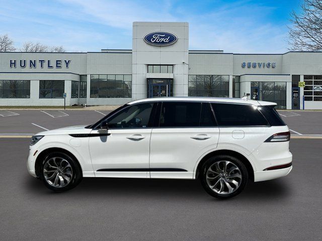 Used 2023 Lincoln Aviator Grand Touring w/ Equipment Group 301A AWD/4WD image 7