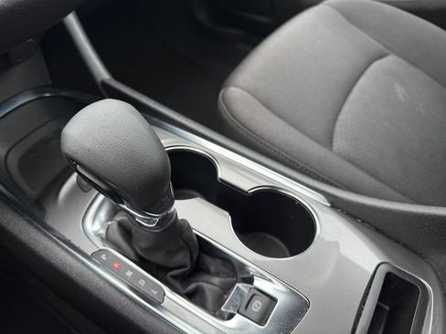 Used 2024 Chevrolet Malibu LT FWD image 35
