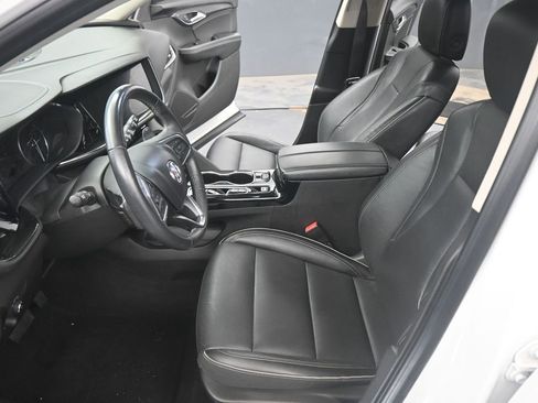 Used 2021 Buick Envision Essence w/ Sport Touring Package AWD/4WD image 9