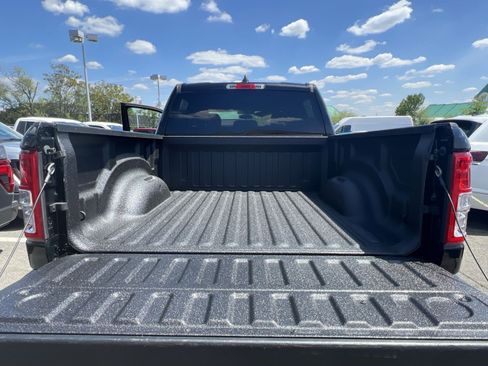 Used 2024 RAM 1500 Big Horn w/ Trailer Tow Group AWD/4WD image 32