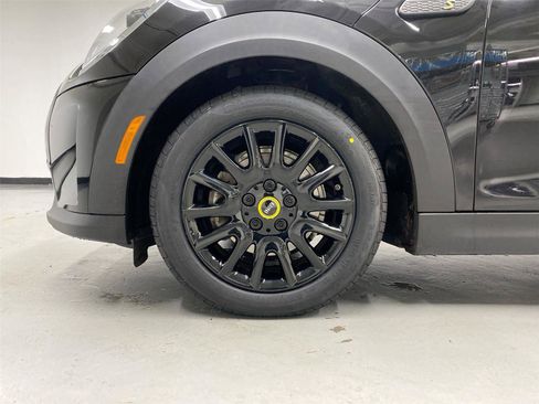 Certified 2022 MINI Cooper SE image 22