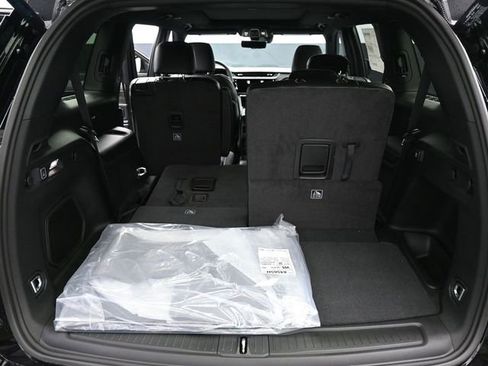 New 2026 Jeep Grand Cherokee L Limited AWD/4WD image 39