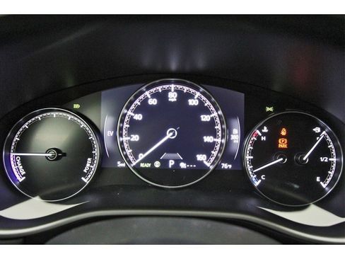 Certified 2025 MAZDA CX-50 2.5 Hybrid w/ Preferred Pkg image 12