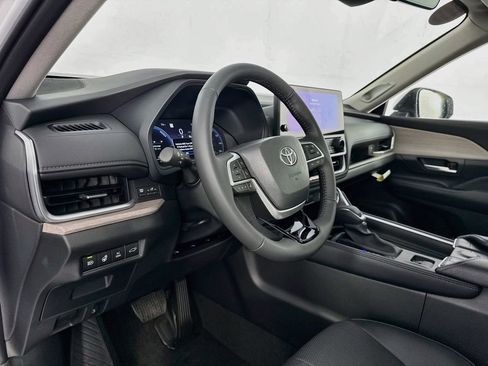 New 2026 Toyota Grand Highlander Limited AWD/4WD image 13