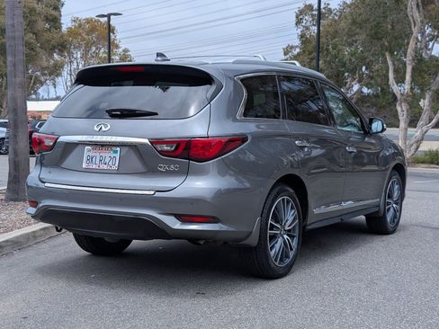 Used 2019 INFINITI QX60 Luxe w/ Sensory Package FWD image 14