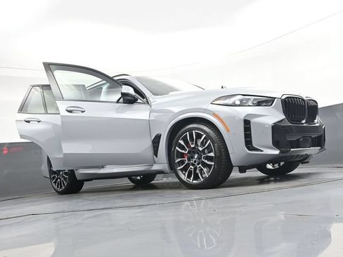 Used 2026 BMW X5 xDrive50e w/ Executive Package AWD/4WD image 44