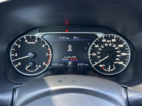 Used 2025 Nissan Altima 2.5 SV FWD image 18