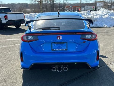 Used 2025 Honda Civic Type R image 3
