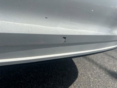 Used 2017 Volkswagen Jetta SE image 8