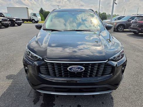 Used 2024 Ford Escape Platinum w/ Premium Technology Package AWD/4WD image 21