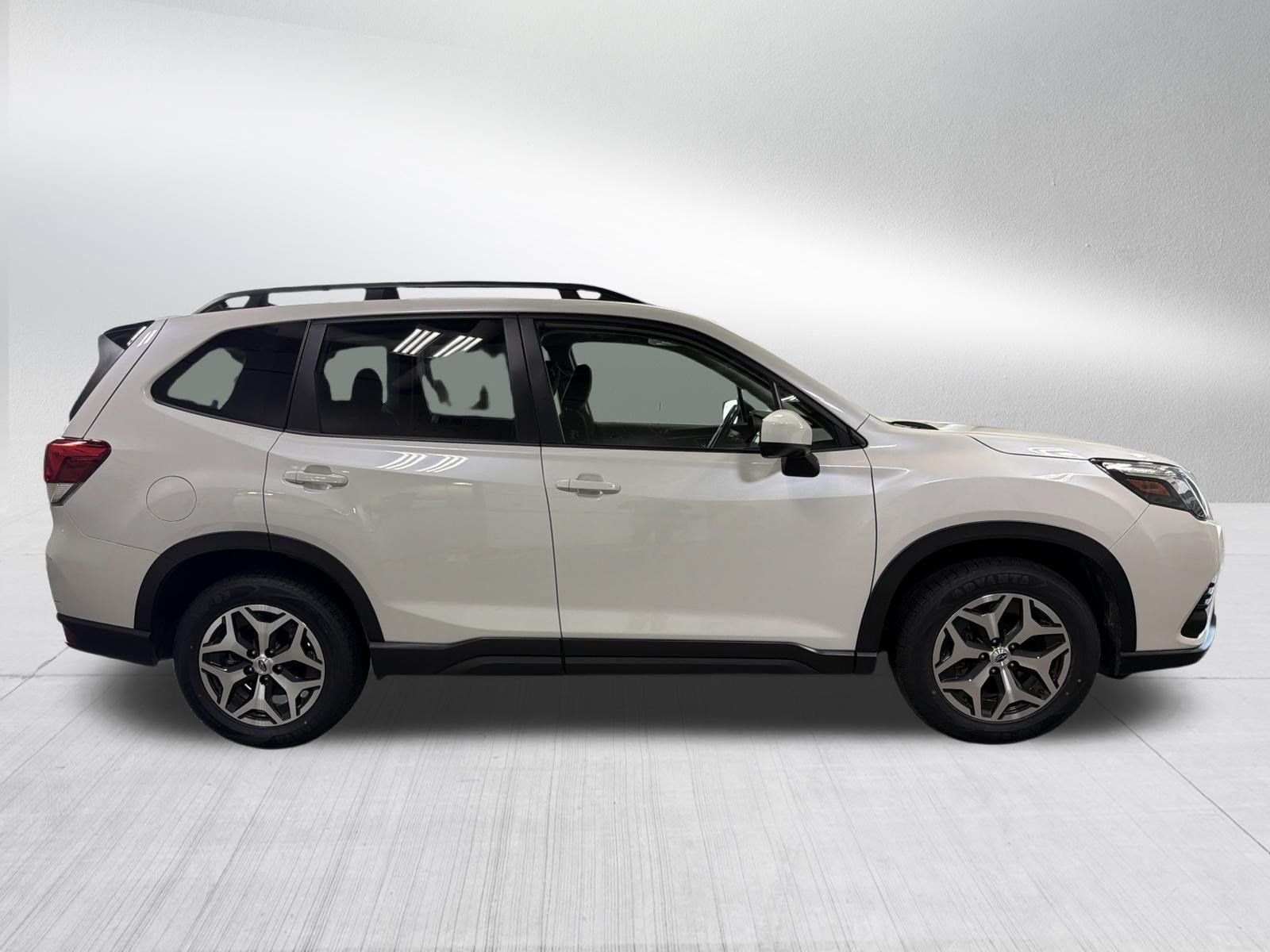 Certified 2024 Subaru Forester Premium AWD/4WD image 8