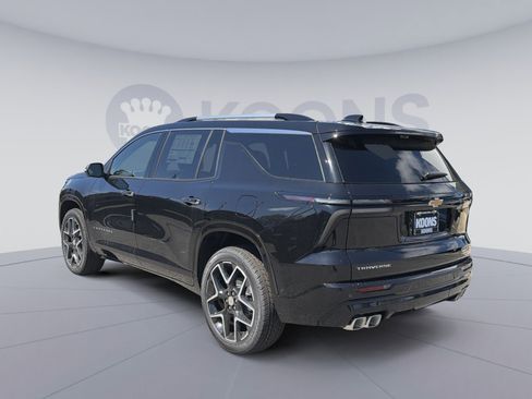 New 2026 Chevrolet Traverse High Country FWD image 4