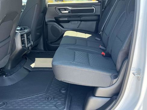 New 2026 RAM 1500 4x4 Crew Cab image 12