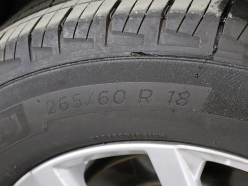 Used 2023 Jeep Grand Cherokee Limited AWD/4WD image 41