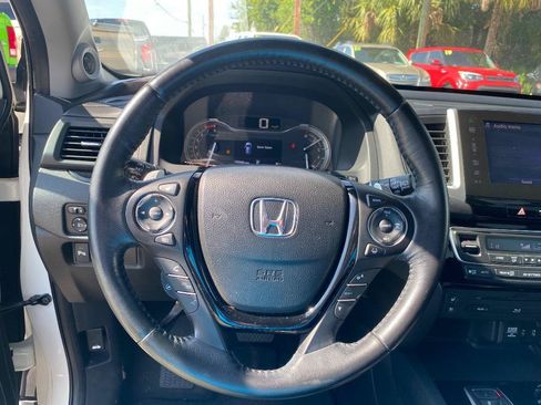 Used 2016 Honda Pilot Elite image 27