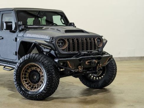 Used 2024 Jeep Wrangler Unlimited Rubicon w/ Technology Group AWD/4WD image 12