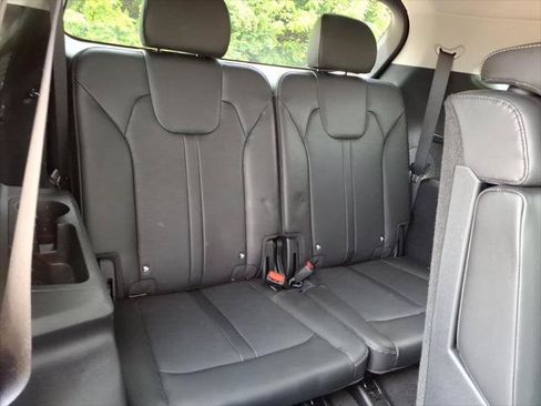 Used 2024 Kia Sorento S w/ Panoramic Sunroof Package AWD/4WD image 11