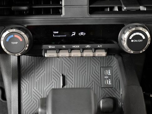 Certified 2025 Toyota Tacoma SR5 image 35