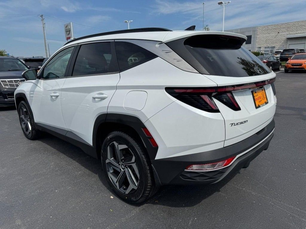 Certified 2022 Hyundai Tucson SEL AWD/4WD image 5