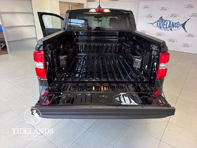 New 2026 Ford Maverick XLT w/ XLT Luxury Package FWD image 12