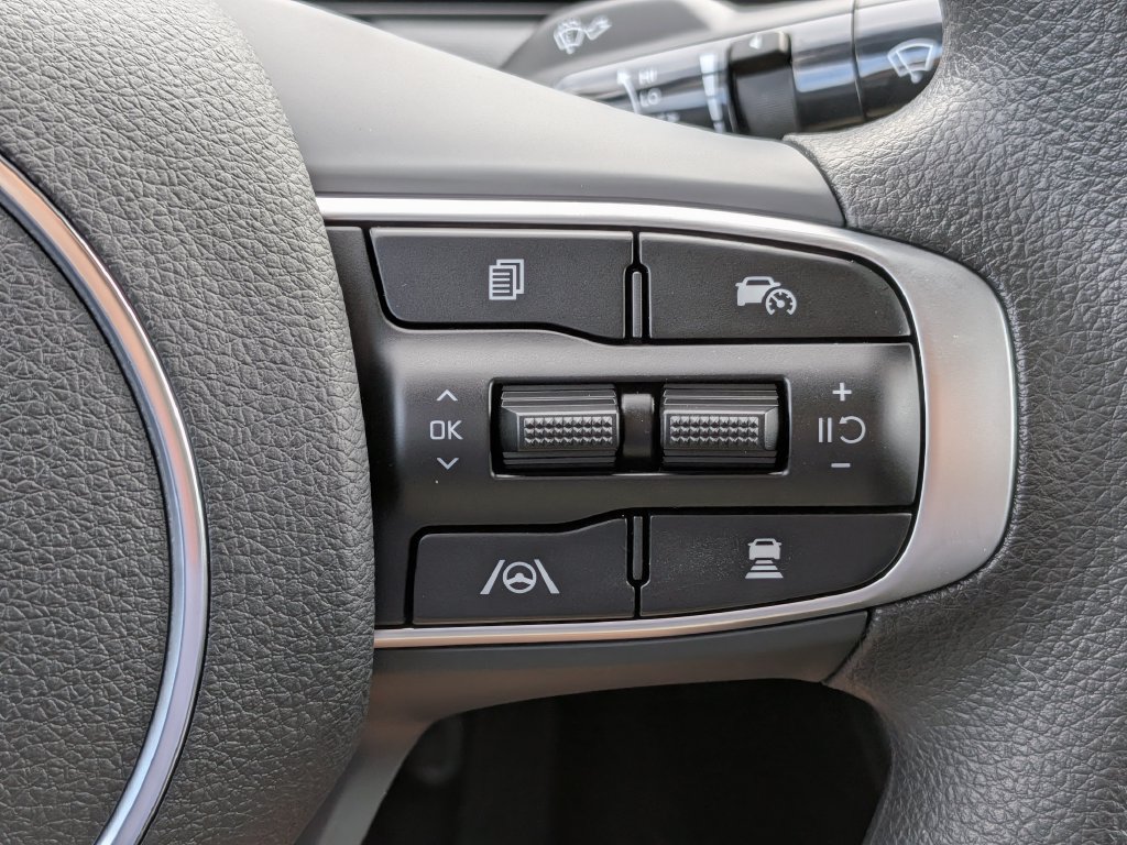 New 2026 Kia K5 LXS FWD image 22