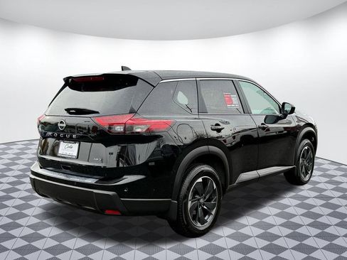 Used 2025 Nissan Rogue SV image 7