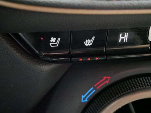 Used 2024 Chevrolet Blazer Premier w/ Driver Confidence II Package image 27