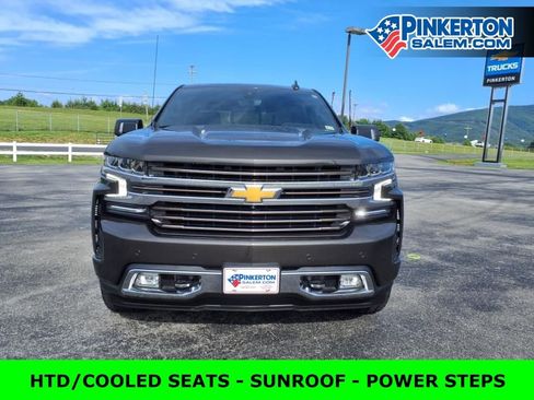 Used 2022 Chevrolet Silverado 1500 High Country w/ Technology Package image 9