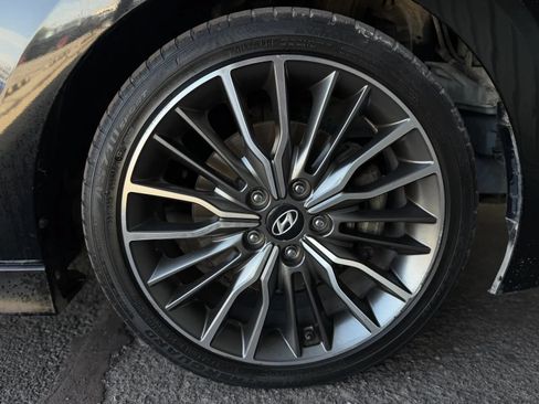 Used 2017 Hyundai Elantra Sport FWD image 40