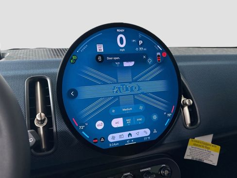 Certified 2025 MINI Cooper Countryman S w/ Comfort Package Max image 15