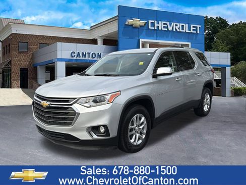 Used 2018 Chevrolet Traverse LT image 1