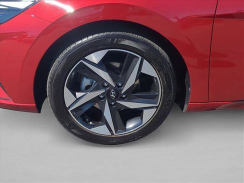 Used 2023 Hyundai Elantra SEL w/ Convenience Package FWD image 23