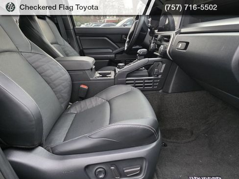 Used 2025 Toyota 4Runner TRD Sport Premium image 44